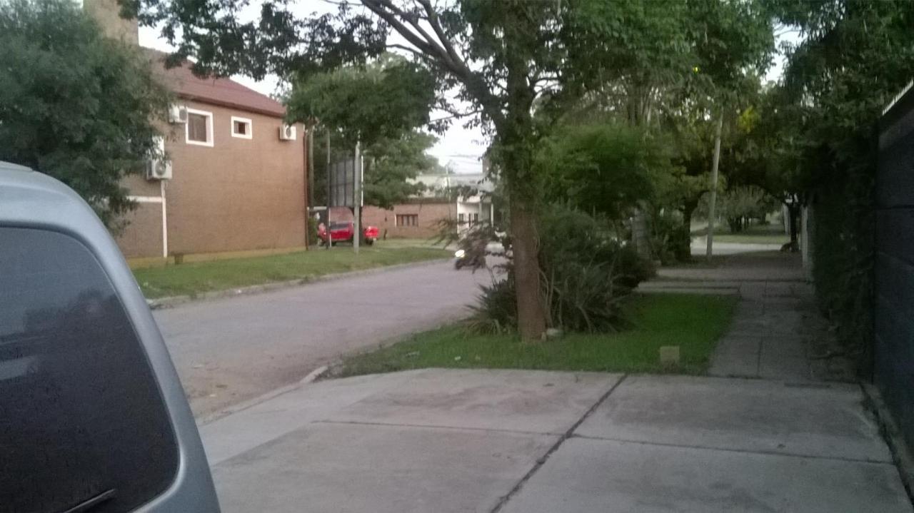 Hermoso Departamento De 1 Dorm, Con Estacionamiento Mediano Resistencia