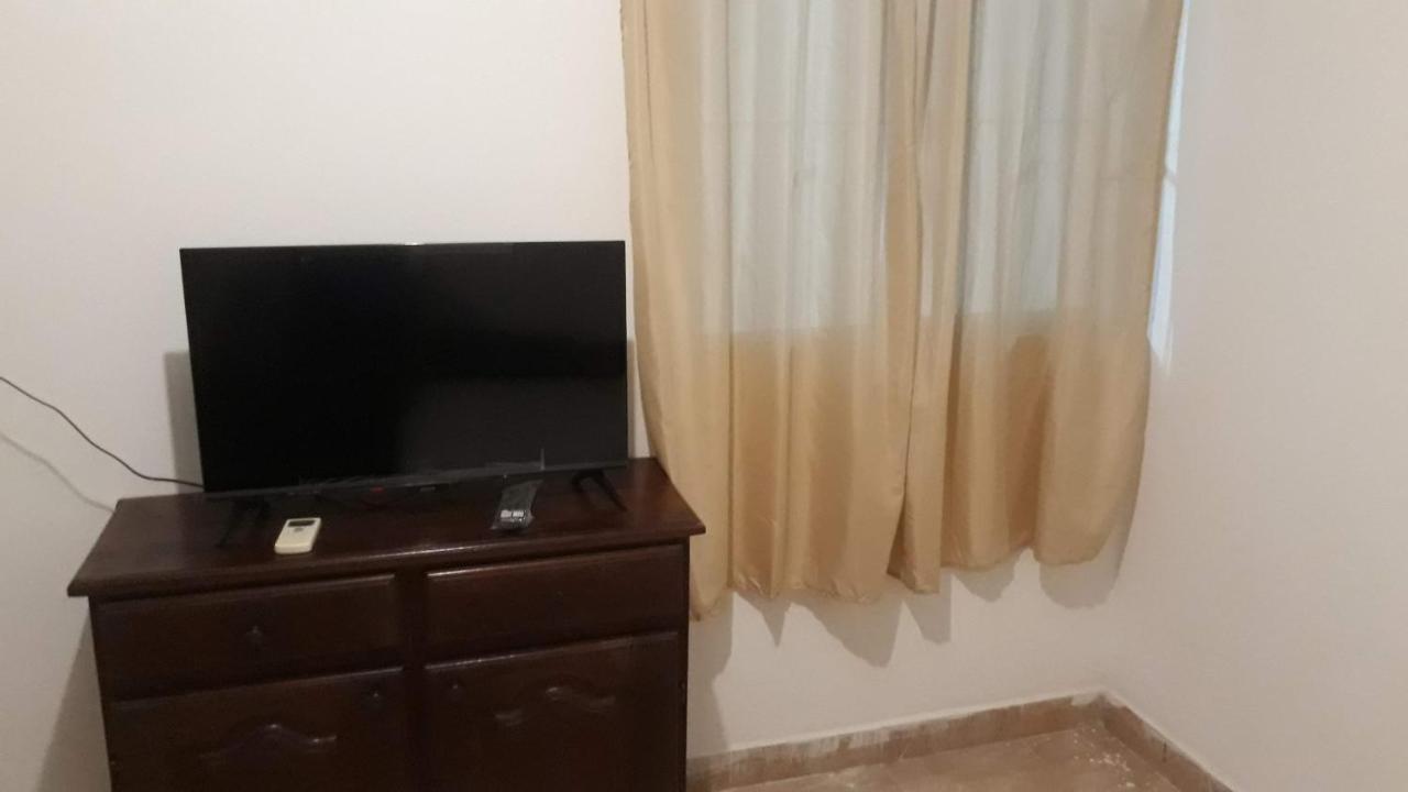 Hermoso Departamento De 1 Dorm, Con Estacionamiento Mediano Resistencia