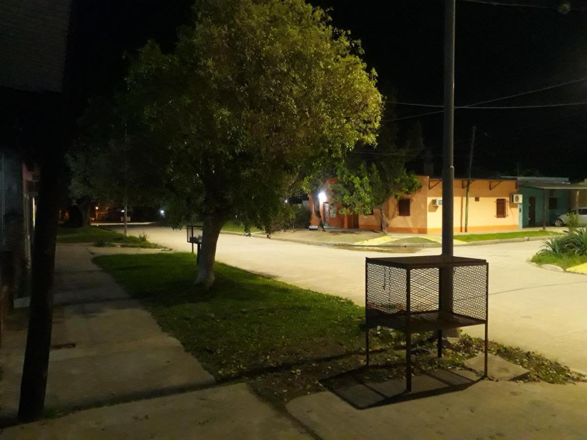 Hermoso Departamento De 1 Dorm, Con Estacionamiento Mediano * Resistencia